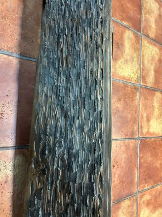 2 Estanterias de madera de trillo