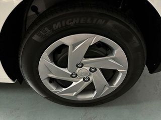 Hyundai i20 1.2 MPI 79CV Essence