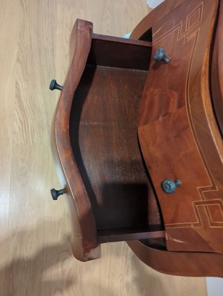 Mesita Cómoda de estilo Luis XV