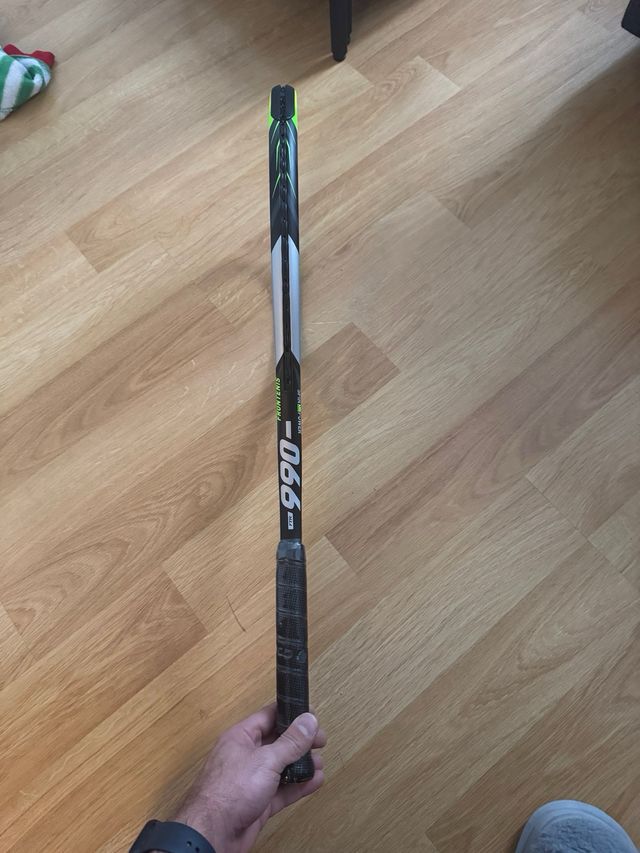 Raqueta de frontenis 