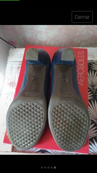 ZAPATOS AZULES DE PIEL