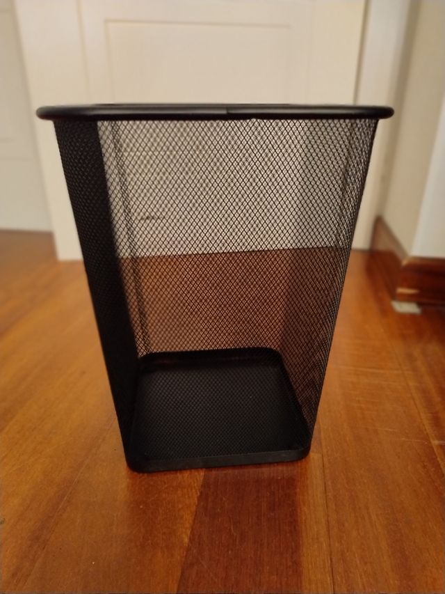 Papelera metálica malla
