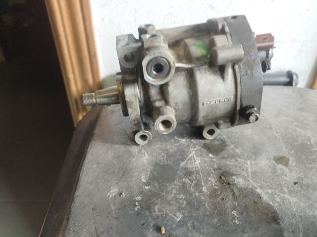 Bomba inyección Delphi clio1.5dci