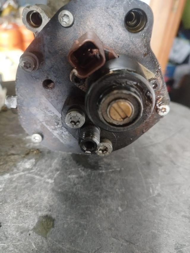 Bomba inyección Delphi clio1.5dci