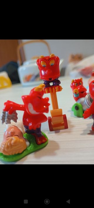 Giochini sorprese Kinder 