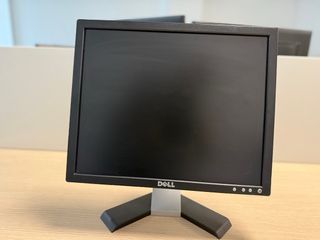 MONITOR DELL 14 PULGADAS