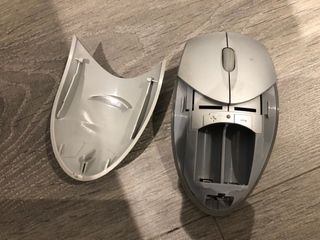 Teclado y ratón inalámbricos HP