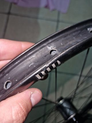 Llanta e thirteen DH LG1R carbon 27.5"