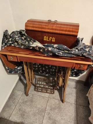 Maquina de coser alfa pedal
