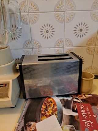 Tostadora vintage acero inoxidable, funcional