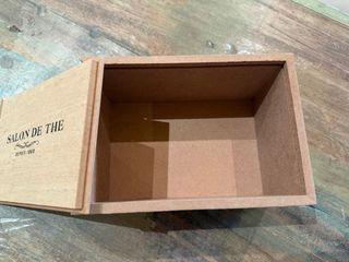 Scatola portatutto stile vintage