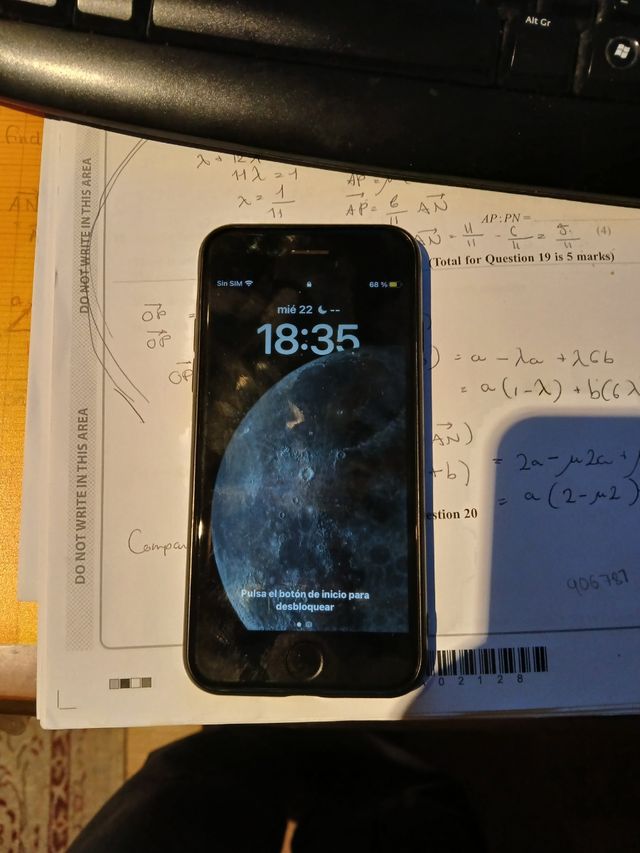 Iphone 8 casi nuevo 92 de bateria