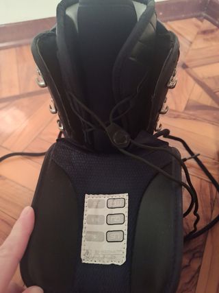 Scarponi snowboard, nr 36,5 nuovi