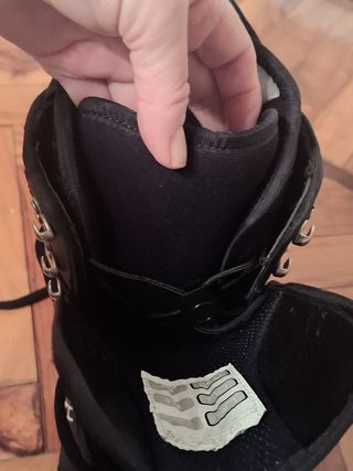 Scarponi snowboard, nr 36,5 nuovi