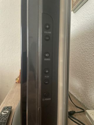 URGE!: Televisor Philips 32” para reparar