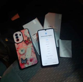 Telefono cellulare HUAWEI Nova Y70 + custodia