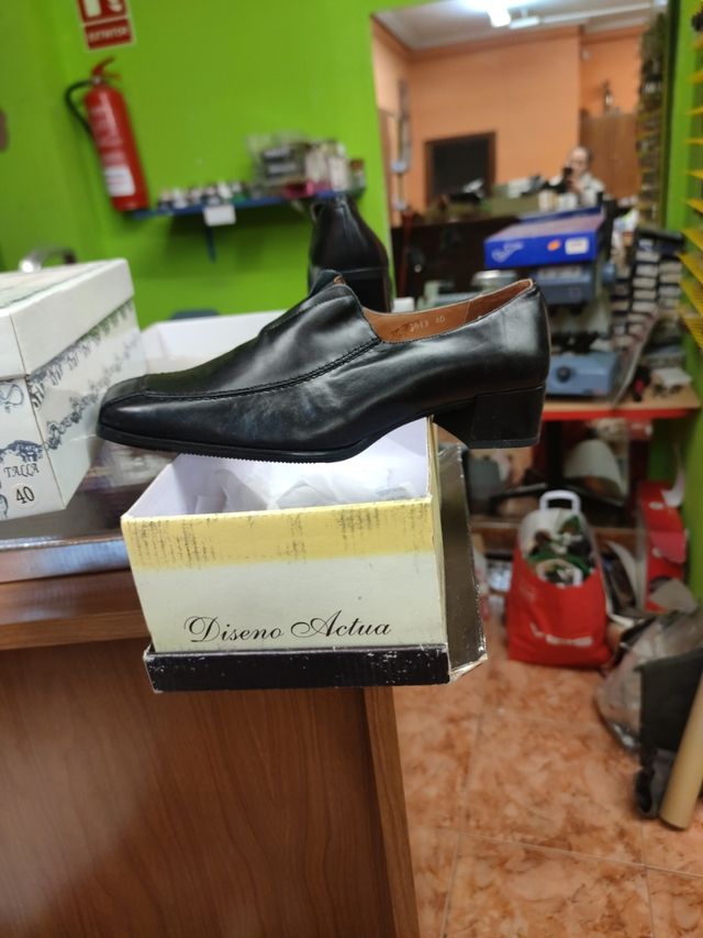 Zapatos piel mujer n 40 precio unidad