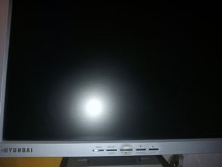 Pantalla ordenador Hyundai 