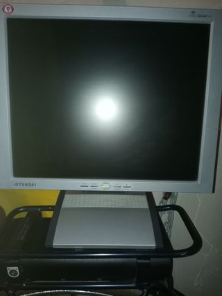 Pantalla ordenador Hyundai 