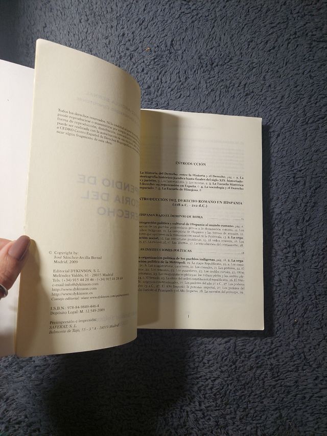 Compendio de Historia del Derecho (Colección Manuales Jurídicos) (Spanish Edition)