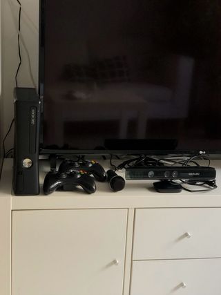 Xbox 360 con kinect 3 mandos y juegos
