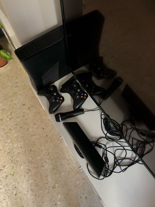 Xbox 360 con kinect 3 mandos y juegos