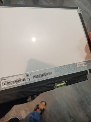 Pantalla N116BGE-EA2