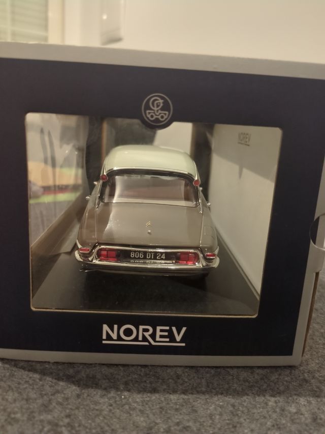 Citroen DS 19 Norev coche coleccionista