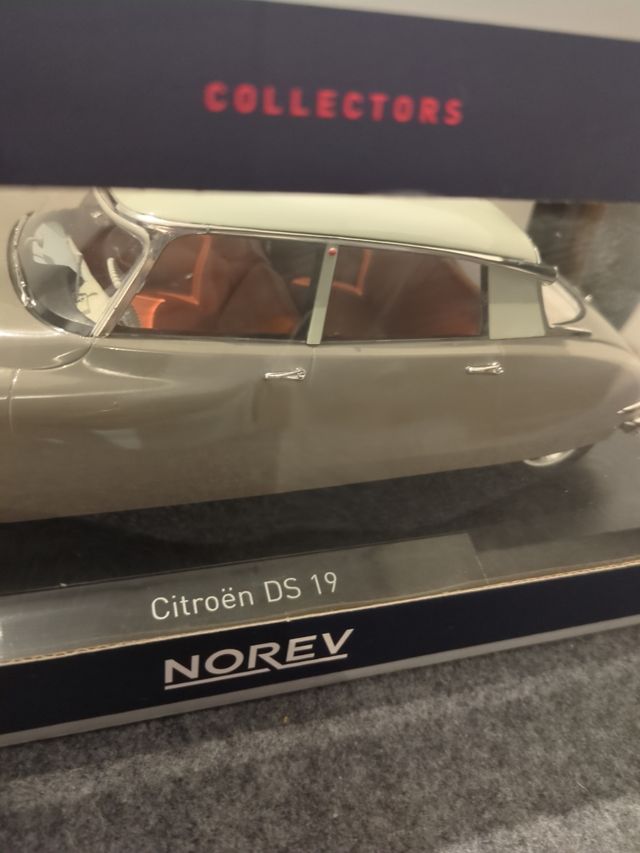 Citroen DS 19 Norev coche coleccionista