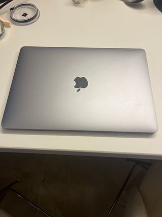Apple Macbook Pro 2017 8gb 13” inch