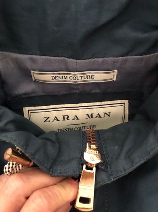 Chaqueta de vestir Zara.