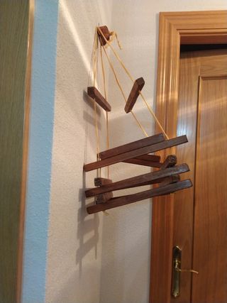 Macetero de madera antiguo