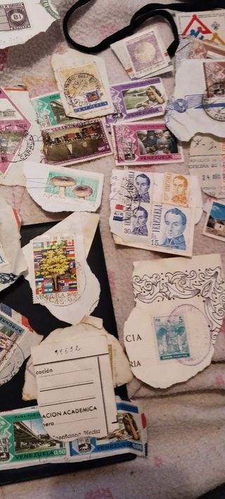 Vendo sellos de Venezuela y España