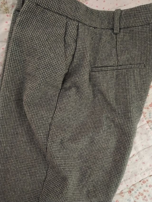 Pantalón cuadritos gris
