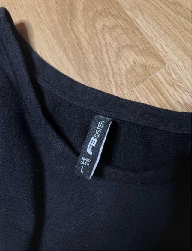 Sudadera corta oversized