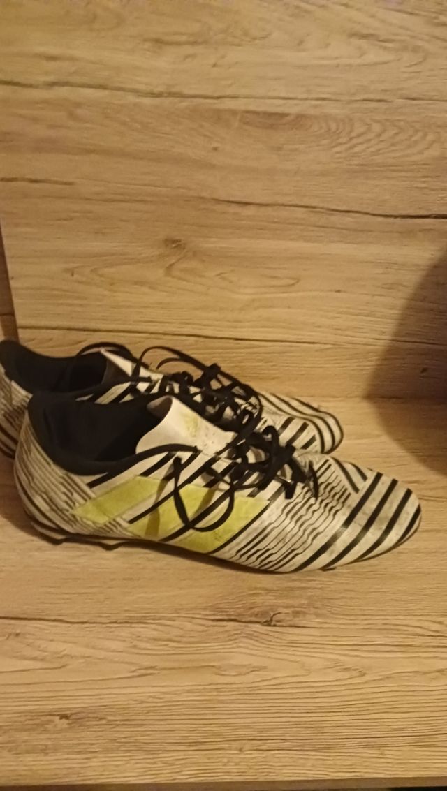 Botas de futbol 46 +cosas en mi perfil