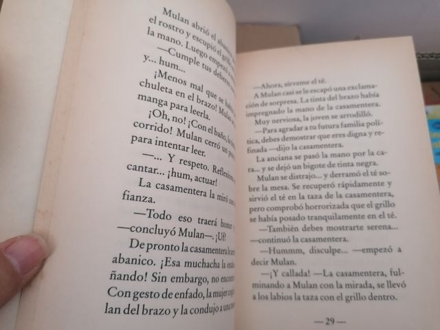 Mulan (Spanish Edition) (Ediciones B series)