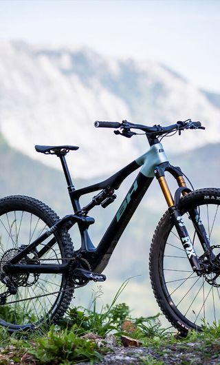 OFERTA EBIKE BH ILYNX TRAIL CARBON 2026