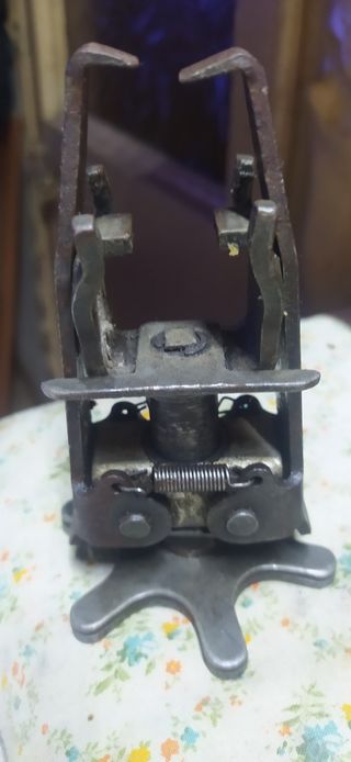 PRENSA EXTRACTOR MONTADOR DE VÁLVULAS 