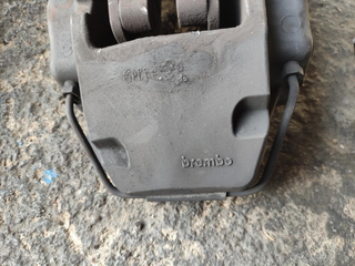 Juego de pinzas de freno delanteras Audi Q7  y_555