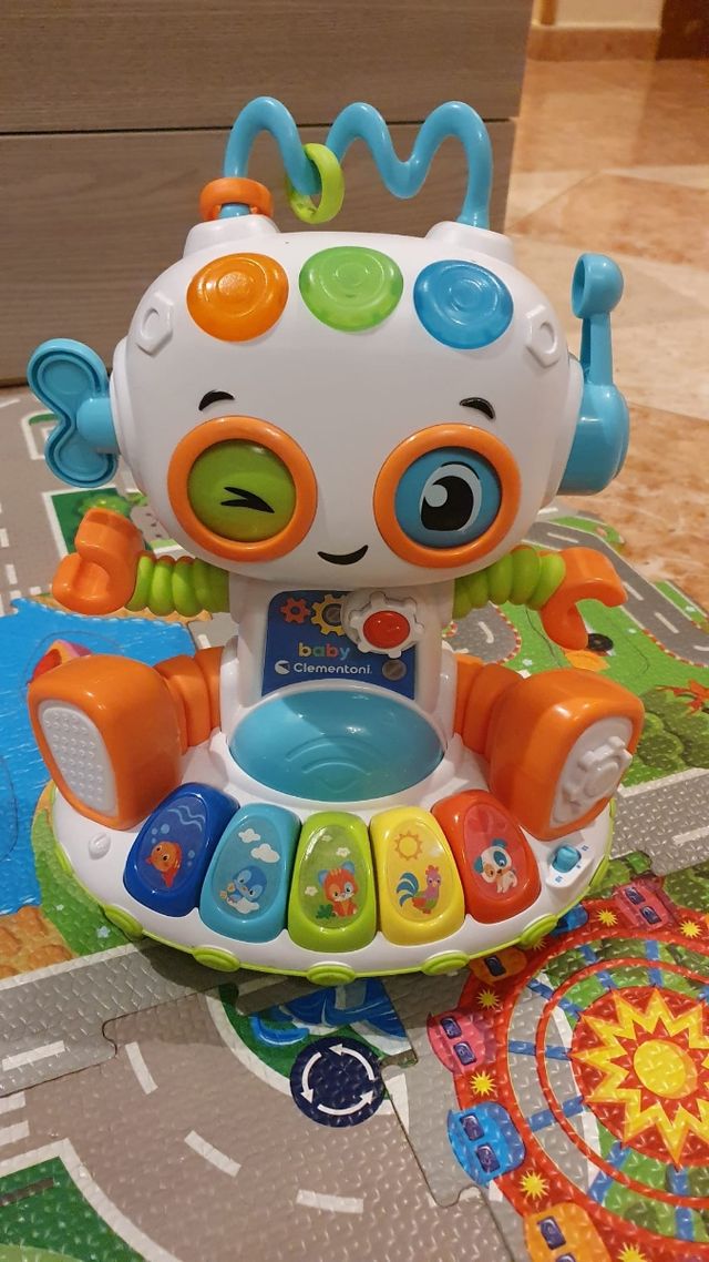 Baby robot