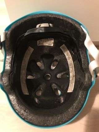 Casco junior turquesa Decathlon
