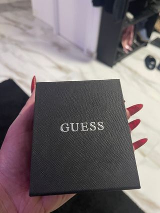 Cadena Guess