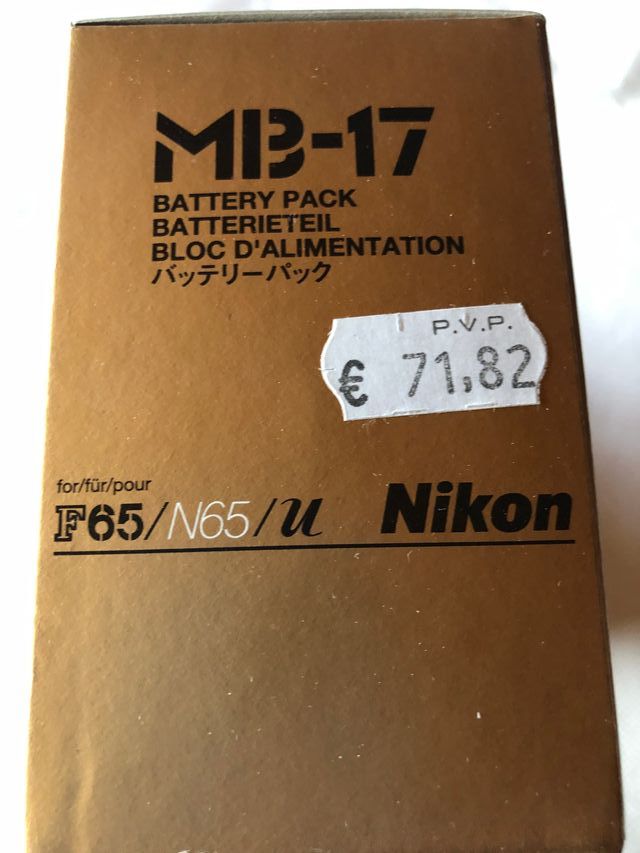 NIKON MB 17 F65 BATERIA