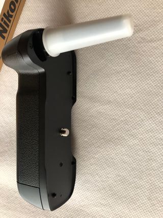 NIKON MB 17 F65 BATERIA