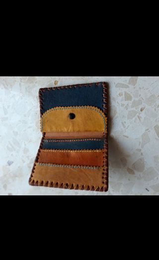 Cartera de piel 