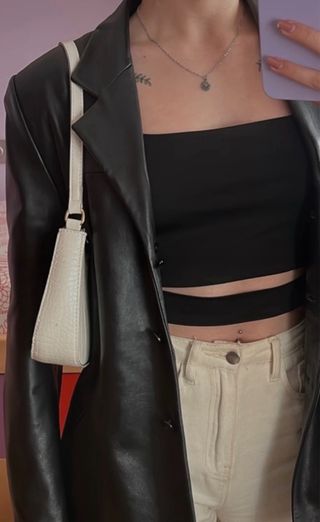 Bolso blanco cuero corto