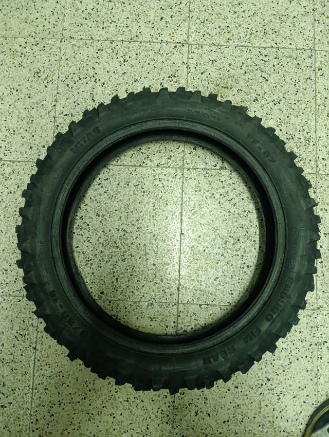 Neumático Mitas raya verde 140 80 18