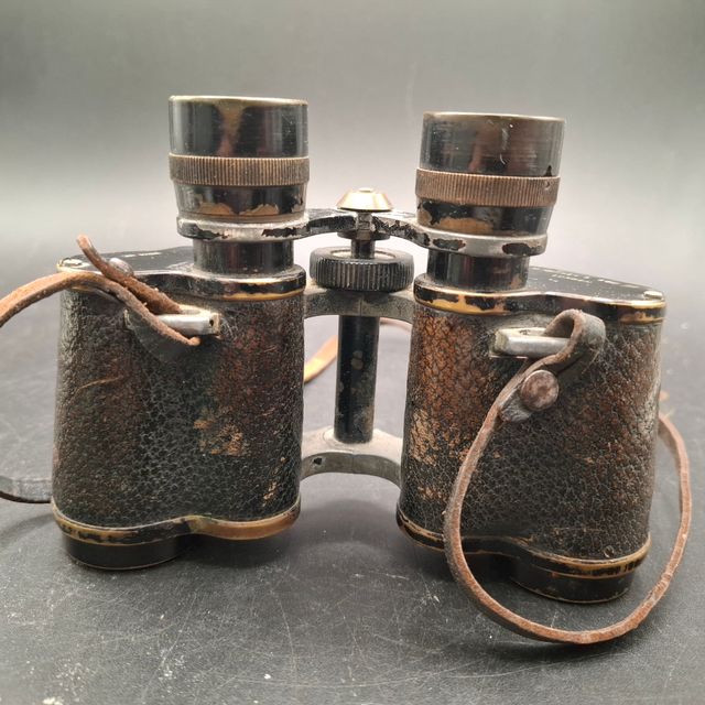 Prismáticos antiguos H. HUGHES & SON