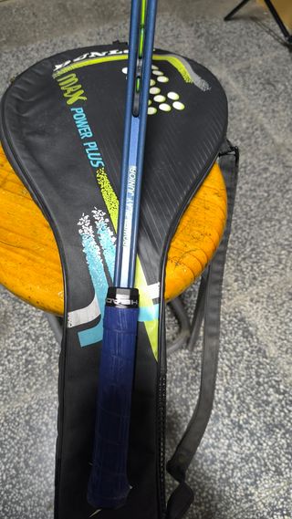 Raqueta de frontón.